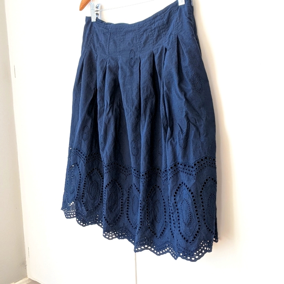 Covington 100% Cotton Eyelet Skirt Size 6 - Picture 3 of 9